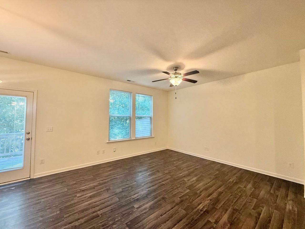 117 Hill Shore Ln - Photo 5 of 24