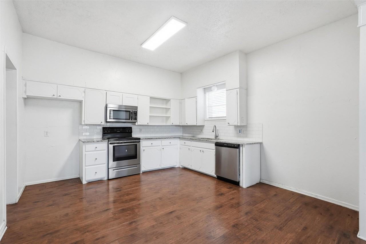 900 W Morgan St - Photo 4 of 28