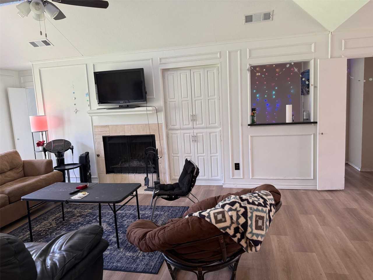 7314 Highland Glen Trl - Photo 7 of 26