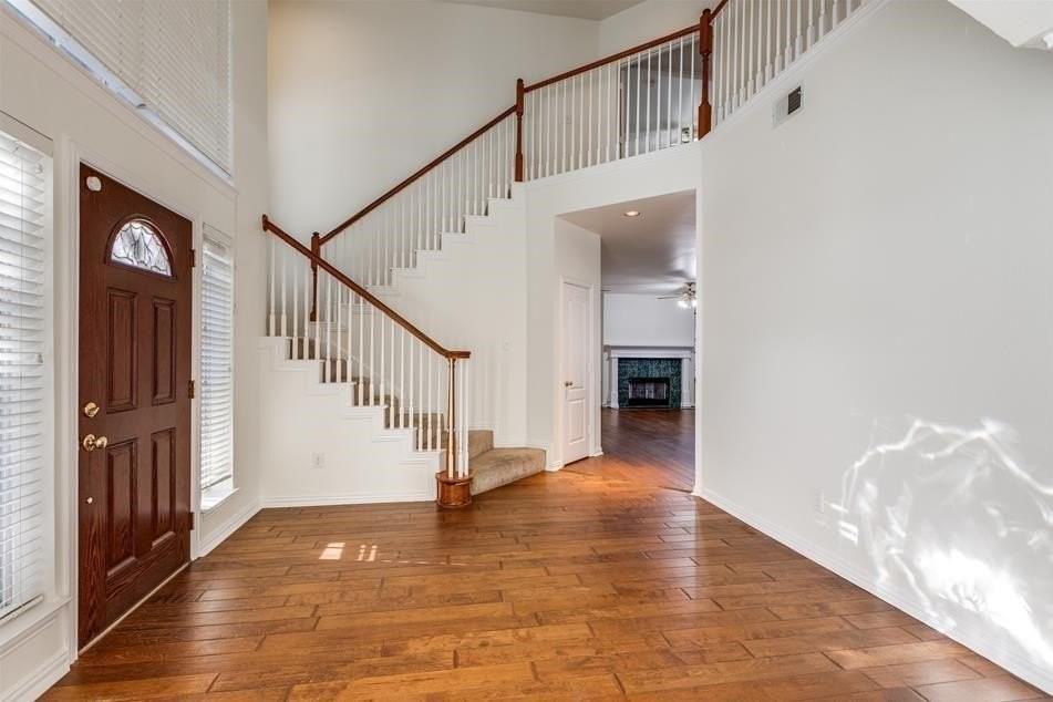 8924 High Meadows Dr - Photo 2 of 23