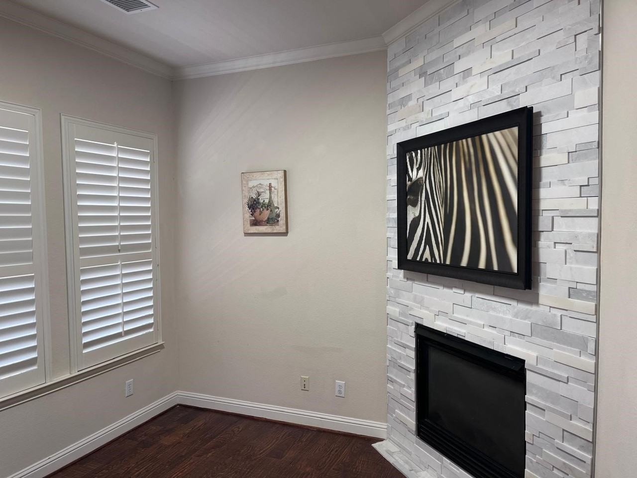 5717 Pantheon Ct - Photo 3 of 17