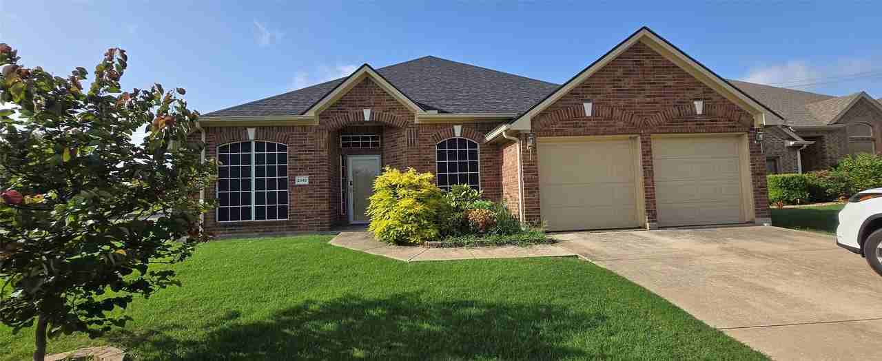 2342 Lake Hollow Cir - Photo 2 of 20