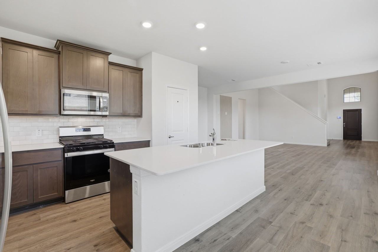 2232 Deya Dr - Photo 6 of 29