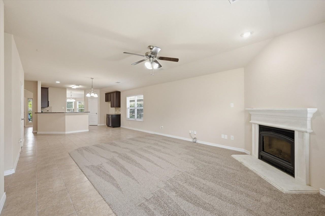 2317 Scott Creek Dr - Photo 5 of 37