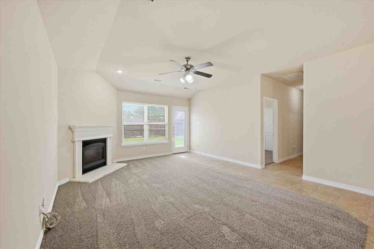 2317 Scott Creek Dr - Photo 7 of 37