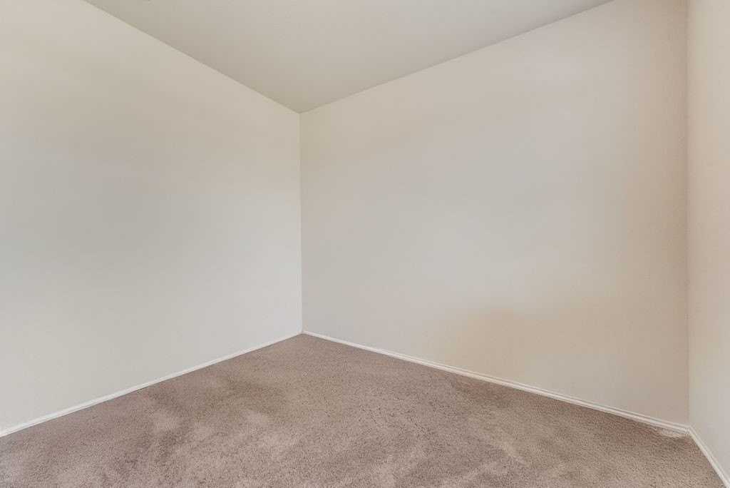 3403 Western Trl - Photo 6 of 39