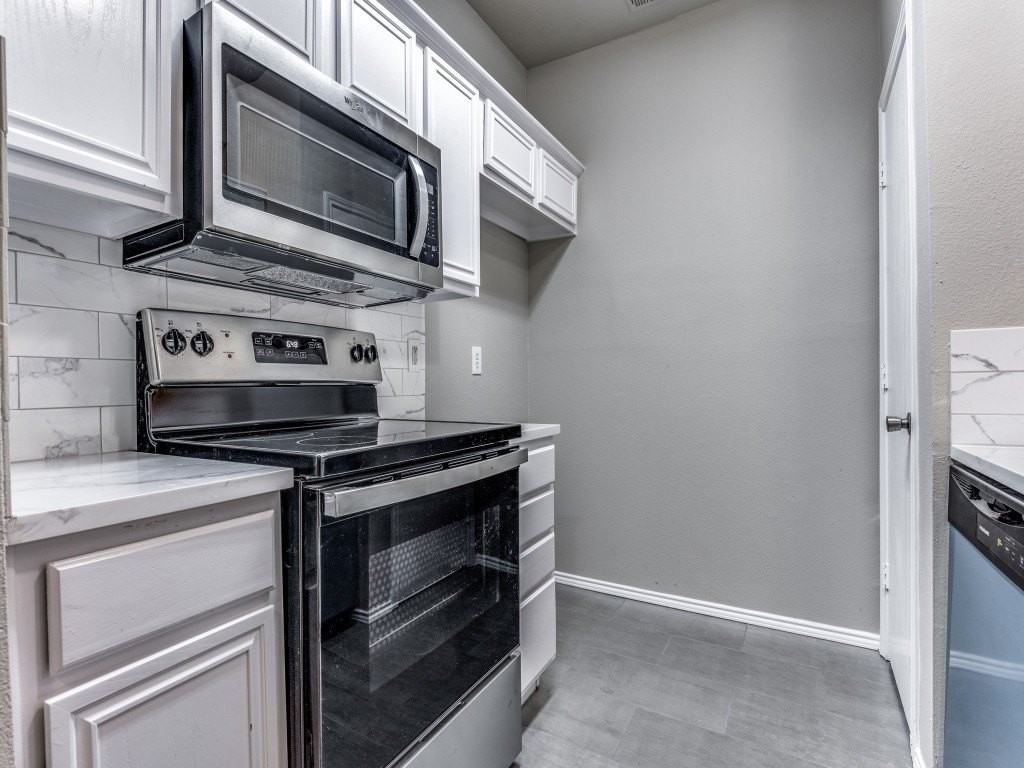 3935 Pickett Pl - Photo 5 of 12