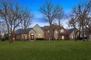 5704 Pine Valley Dr - Photo 1 of 1
