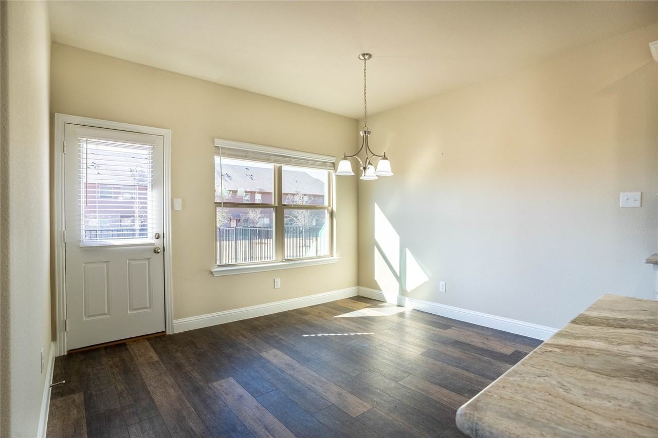 6819 Topaz Dr - Photo 5 of 19