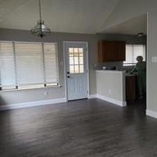 816 Wyndham Pl - Photo 5 of 15