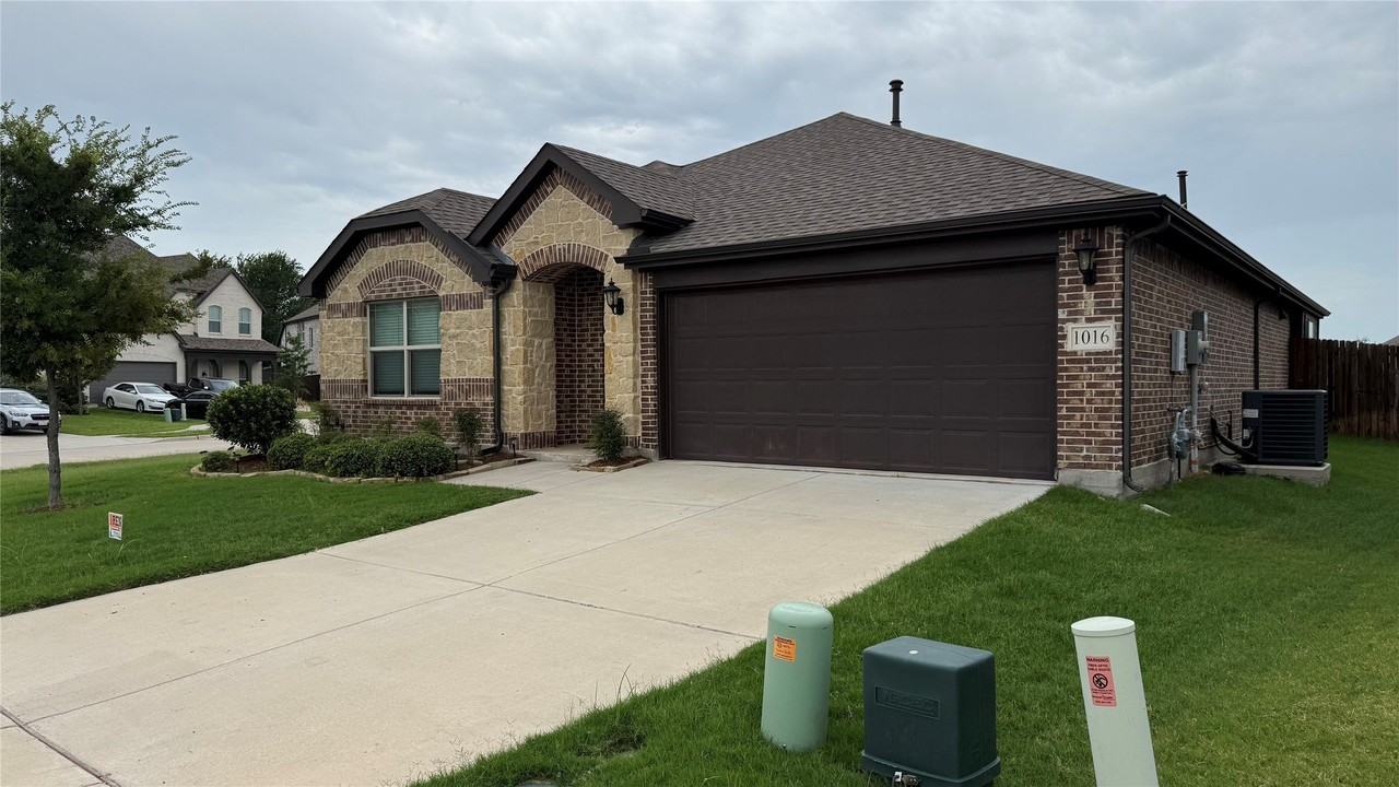 1016 Highberry Dr