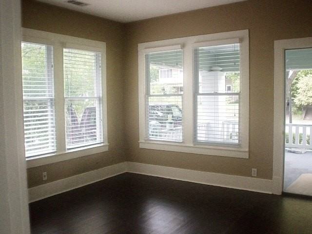 218 N Windomere Ave #B - Photo 3 of 9