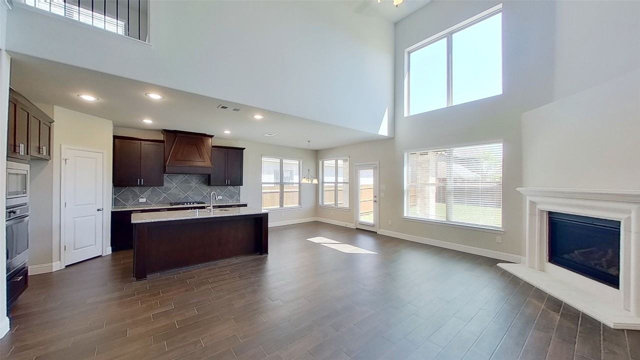 6117 Horsetail Dr - Photo 5 of 18