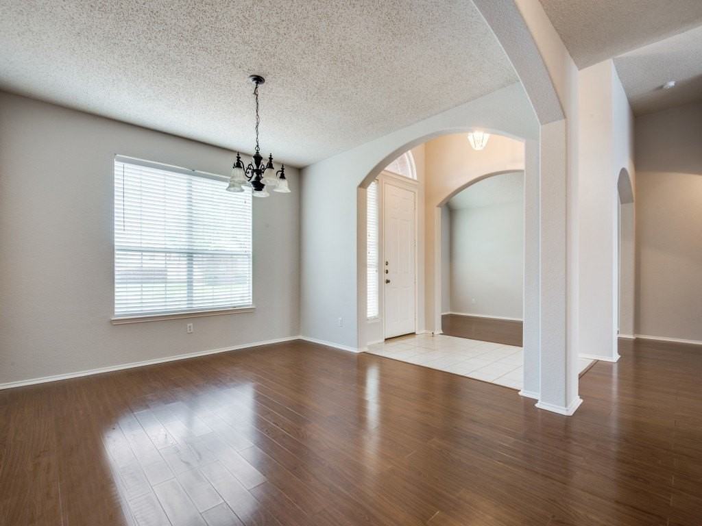 3548 Brewster Dr - Photo 2 of 25