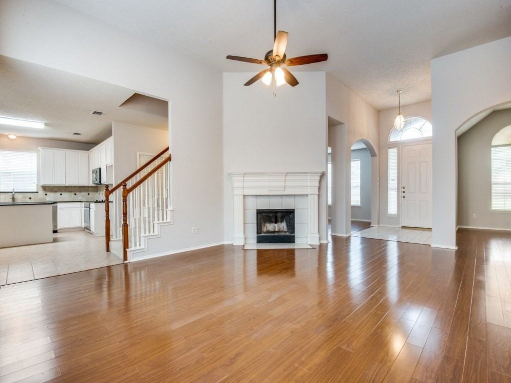 3548 Brewster Dr - Photo 6 of 25
