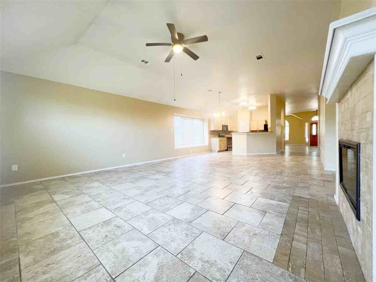 6912 Longhorn Trl - Photo 6 of 18