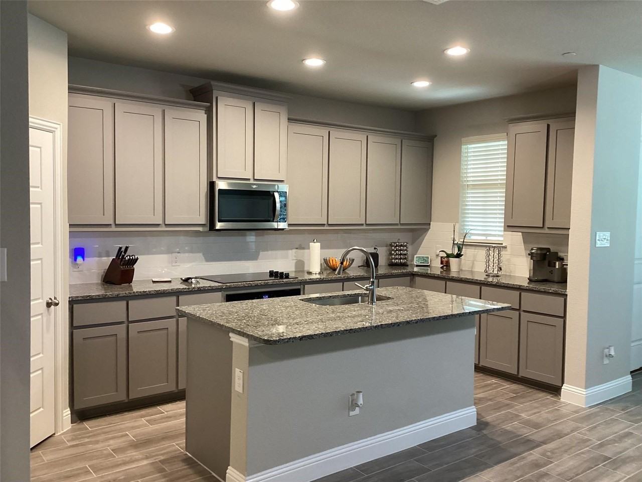 5984 Bursey Rd - Photo 2 of 21
