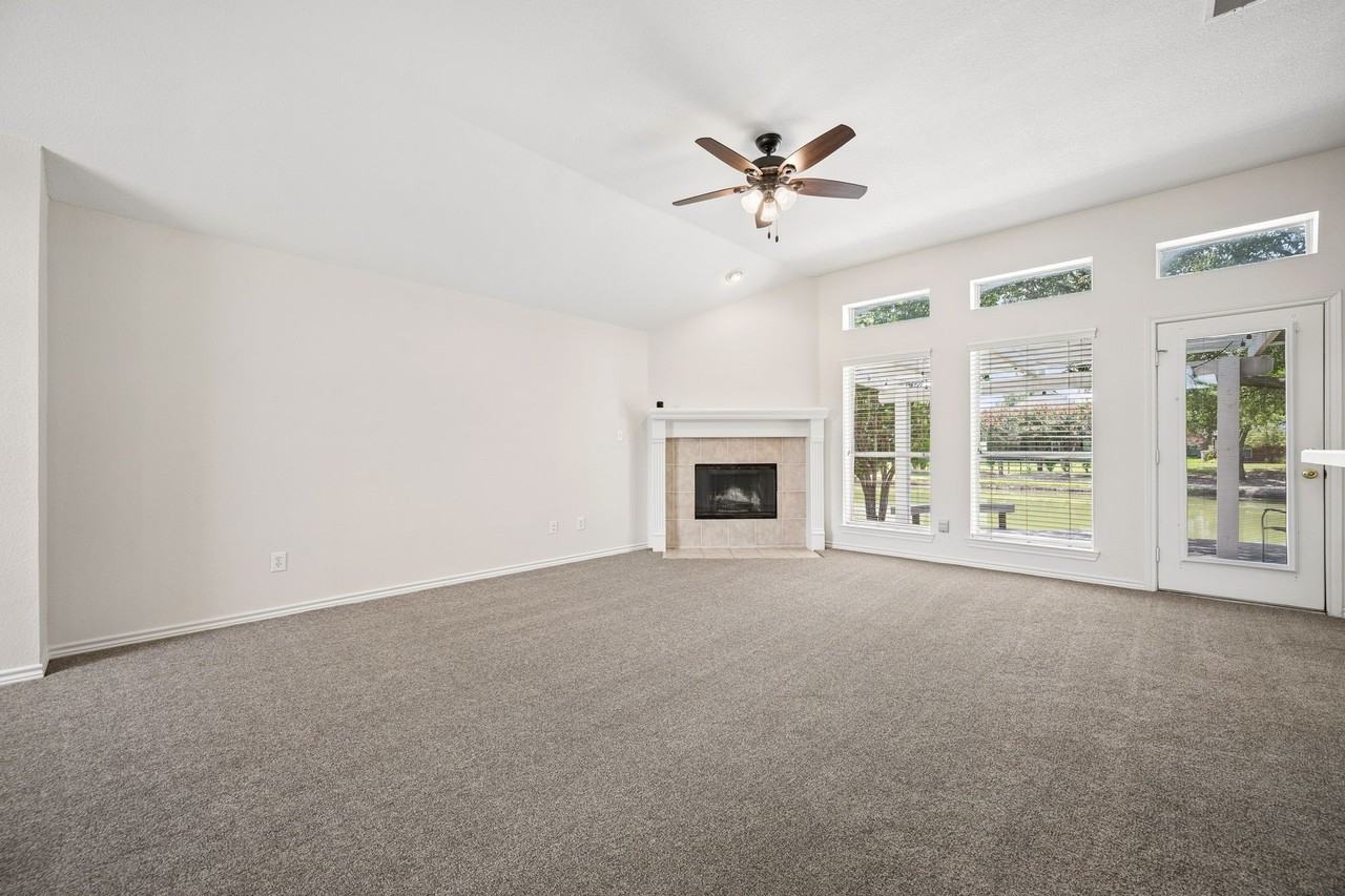 11309 Ocean Rd - Photo 6 of 25