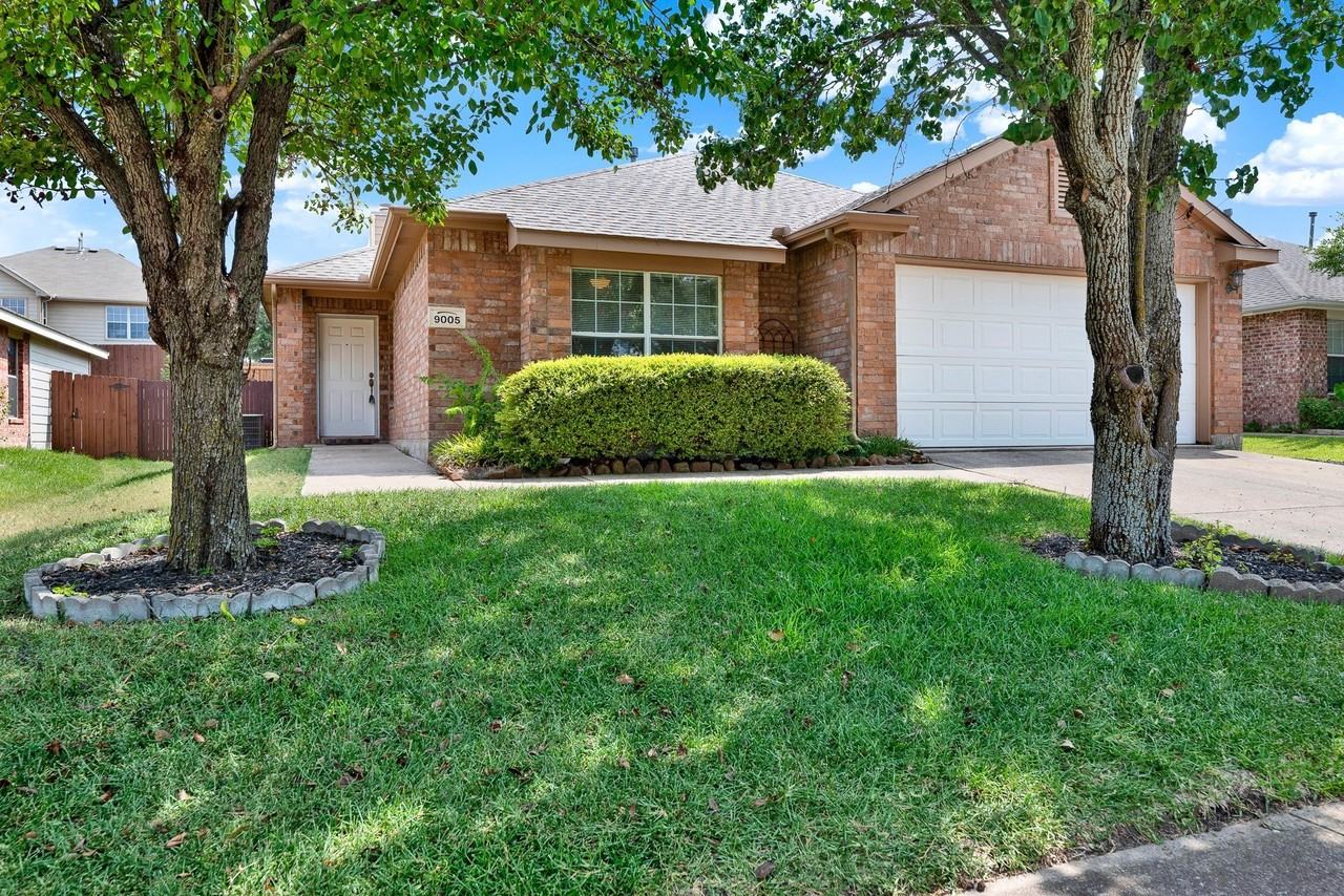 9005 Warren Dr