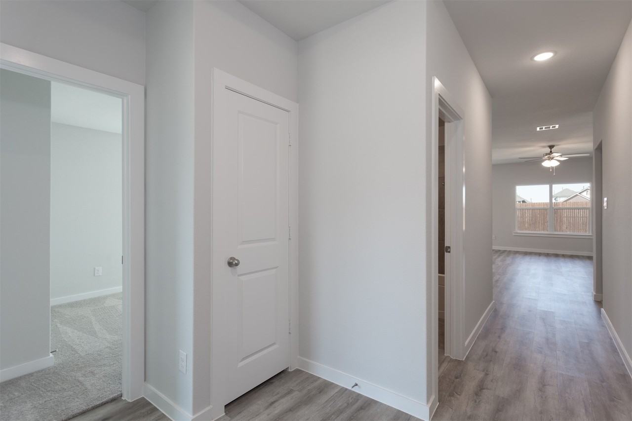 512 Pepperbark Ave - Photo 3 of 20