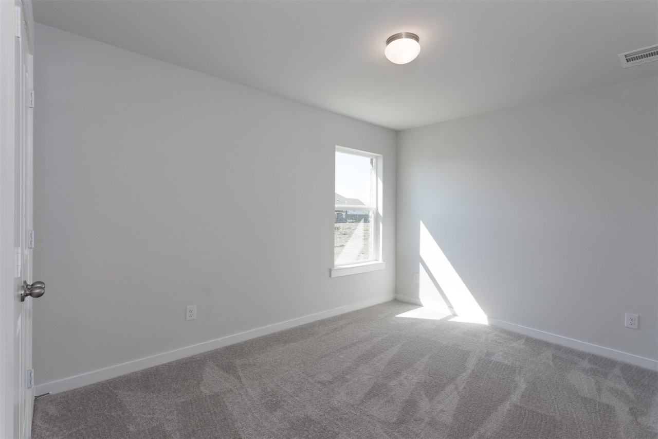 512 Pepperbark Ave - Photo 5 of 20