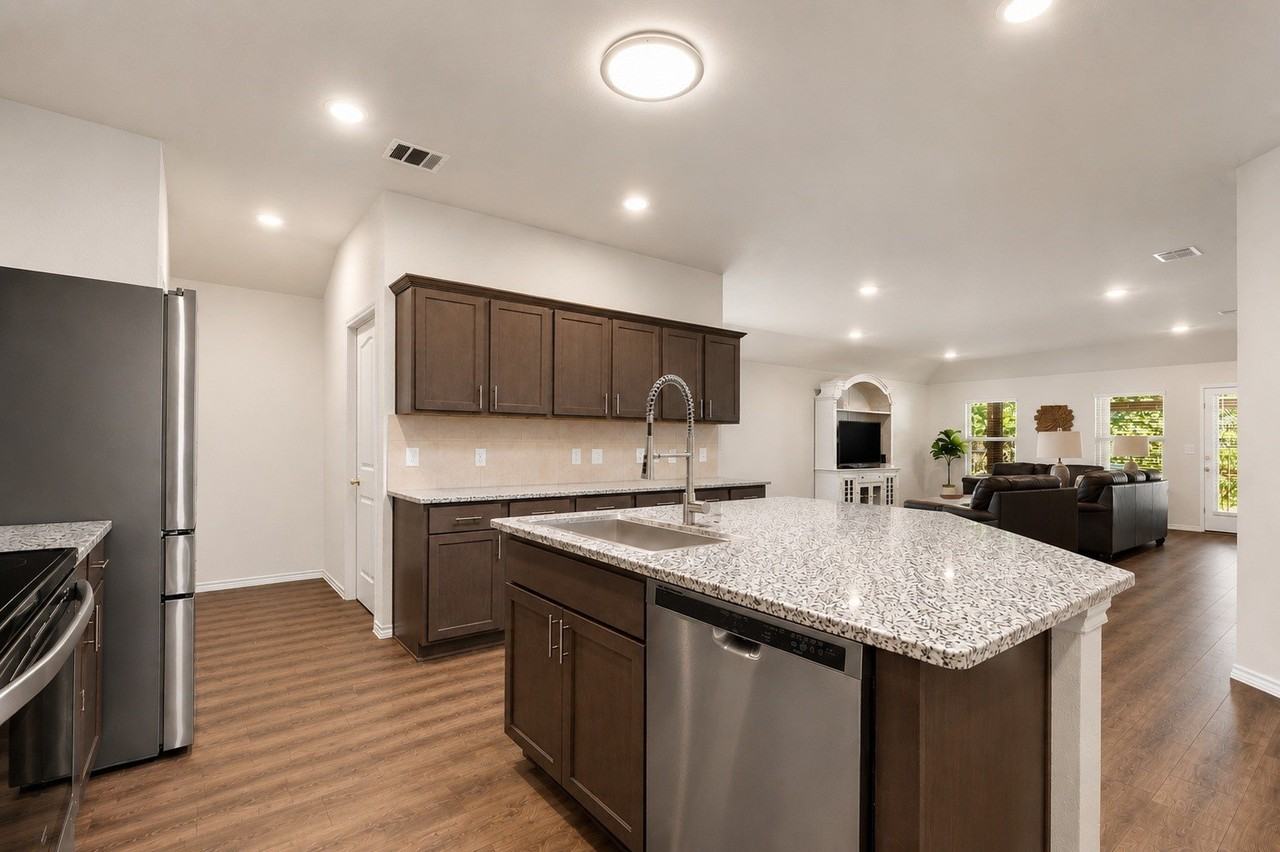 3319 Everly Dr - Photo 4 of 25