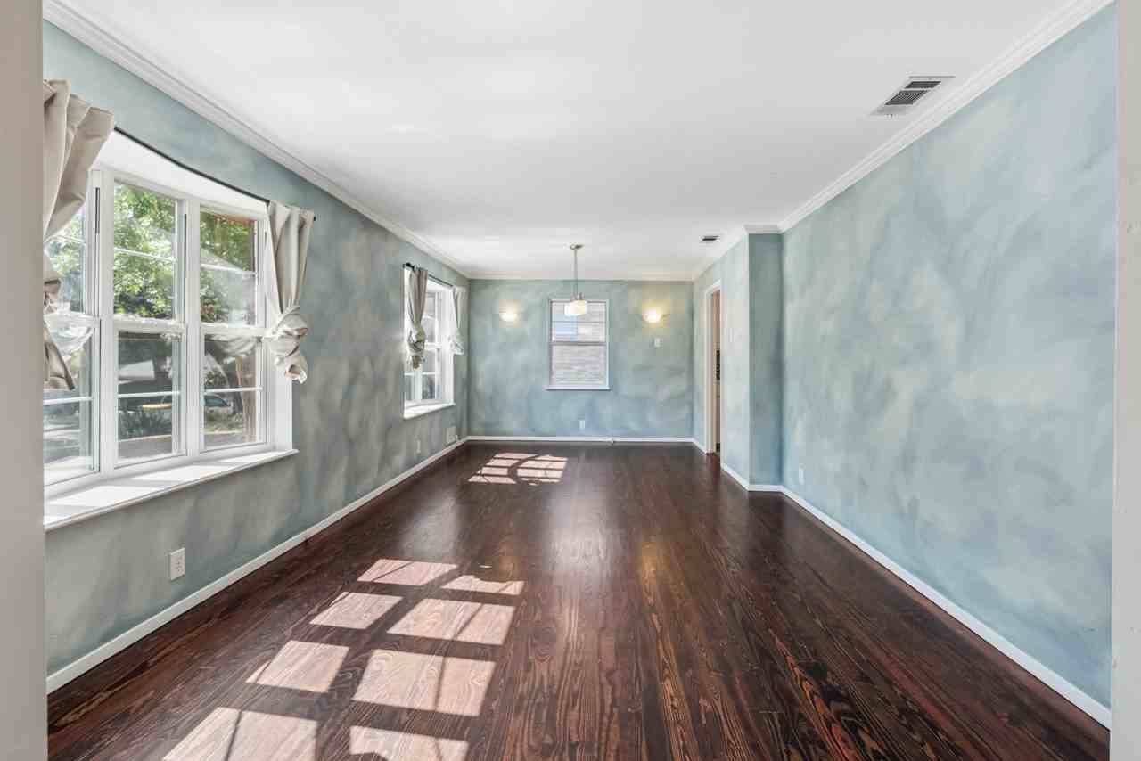 5929 Canterview Dr - Photo 5 of 30