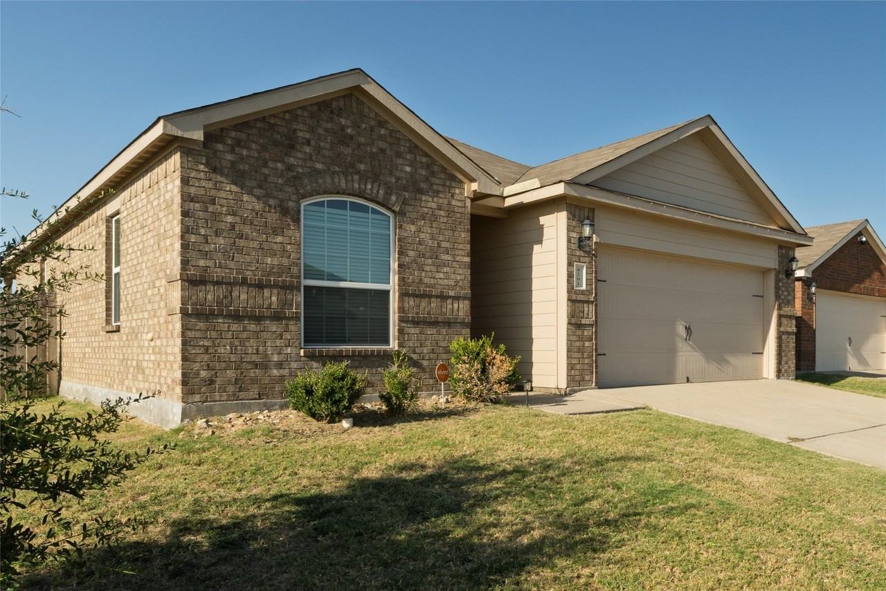 6201 Verdon Gorge Dr - Photo 5 of 40