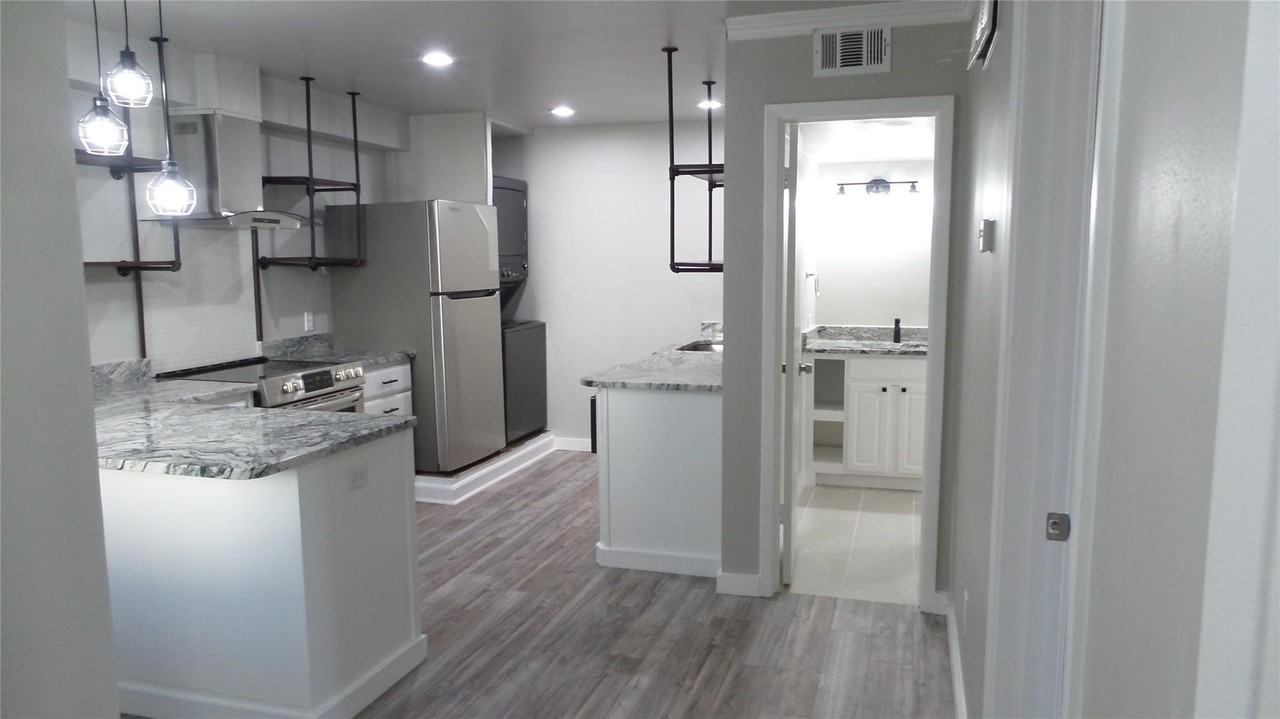 5723 Harvest Hill Rd #1039 - Photo 6 of 11