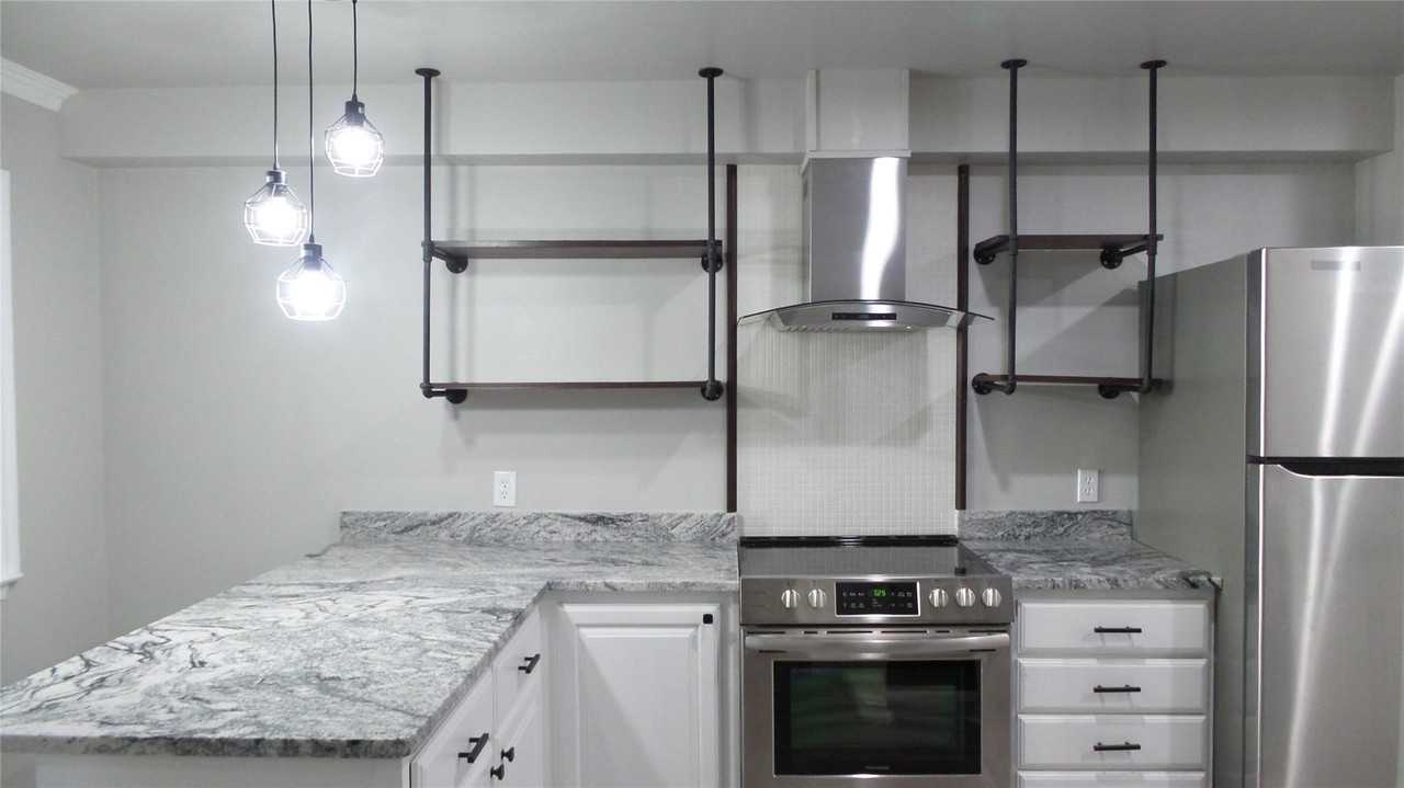 5723 Harvest Hill Rd #1039 - Photo 6 of 9