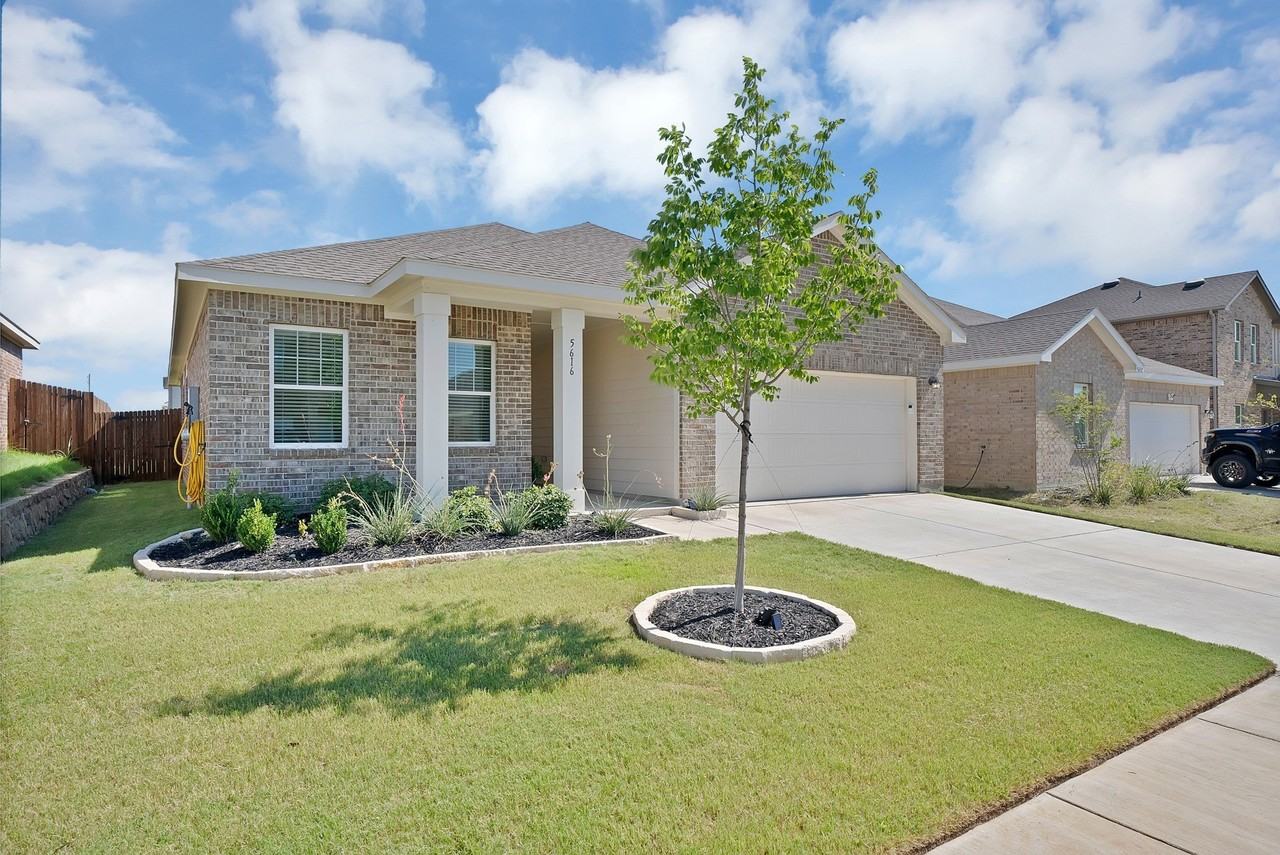 5616 Portlaw Ln - Photo 2 of 26