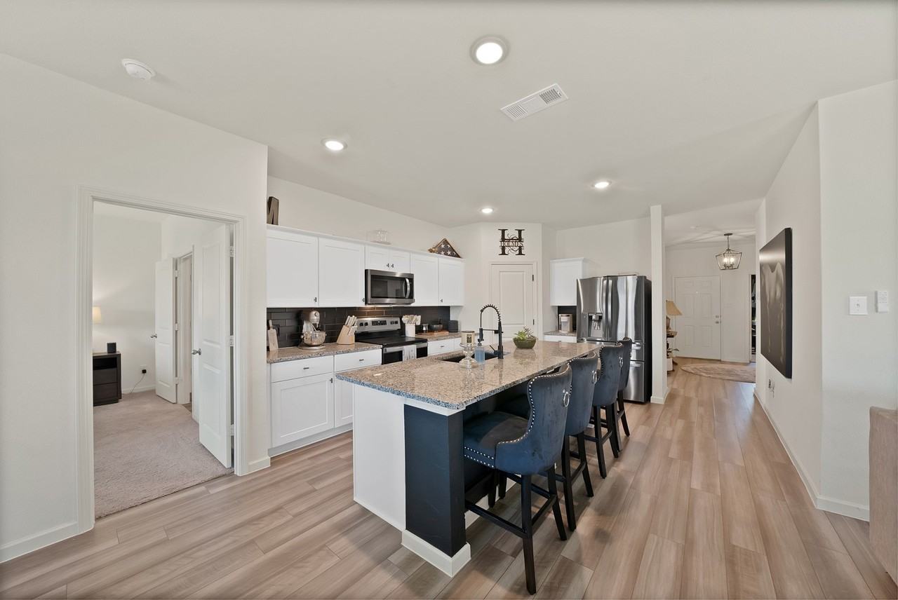 5616 Portlaw Ln - Photo 7 of 26