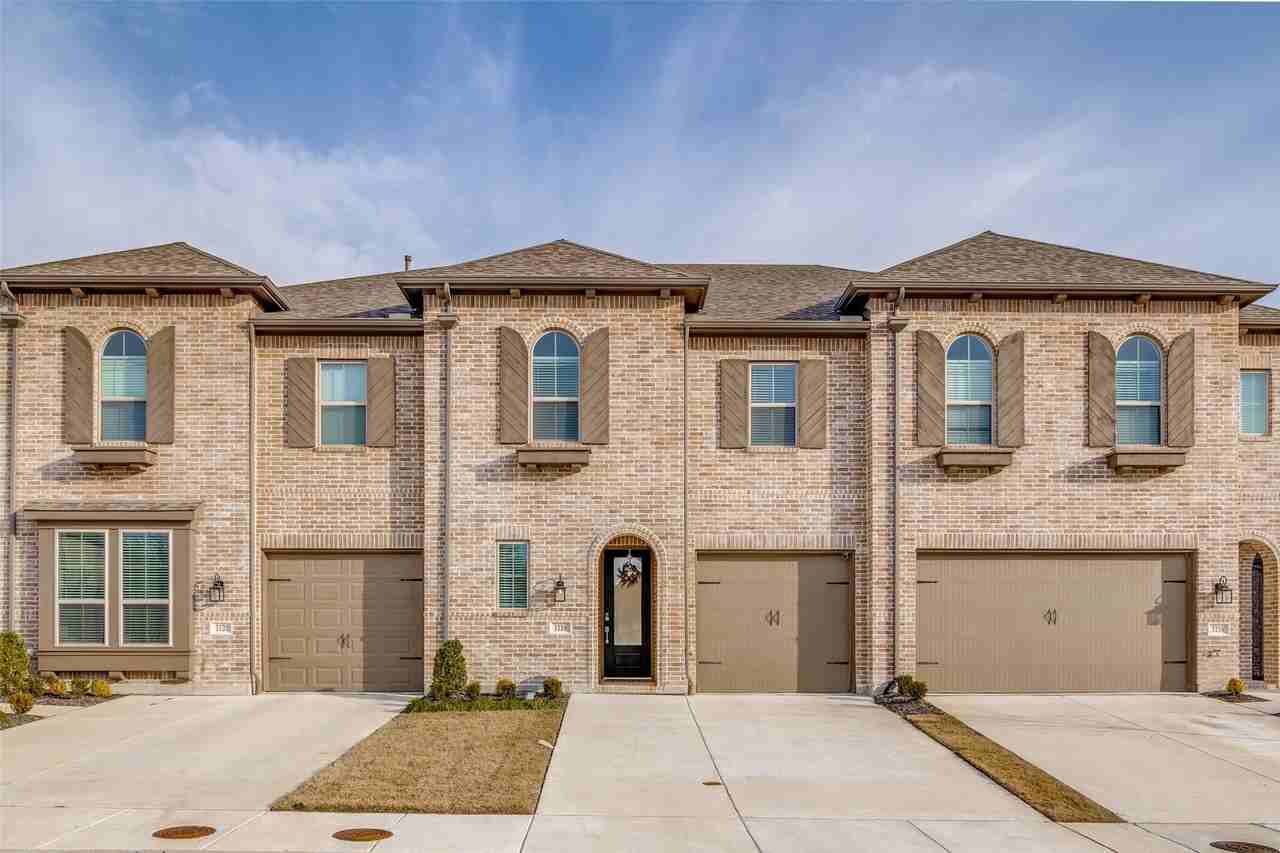1118 Queensdown Way