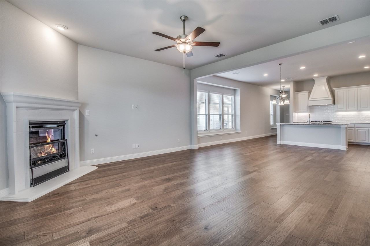 613 Cowboy Way - Photo 3 of 21
