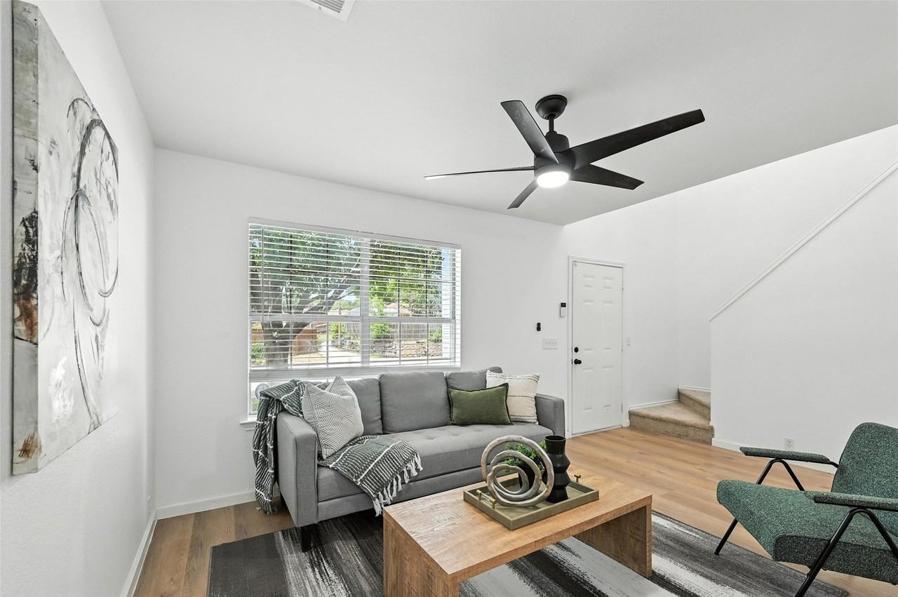 6218 Everglade Rd - Photo 3 of 39