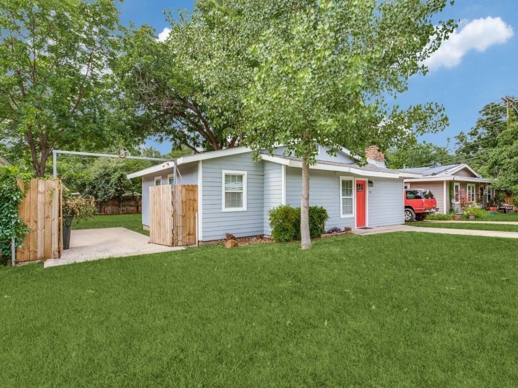 512 Bluebonnet Dr - Photo 2 of 12
