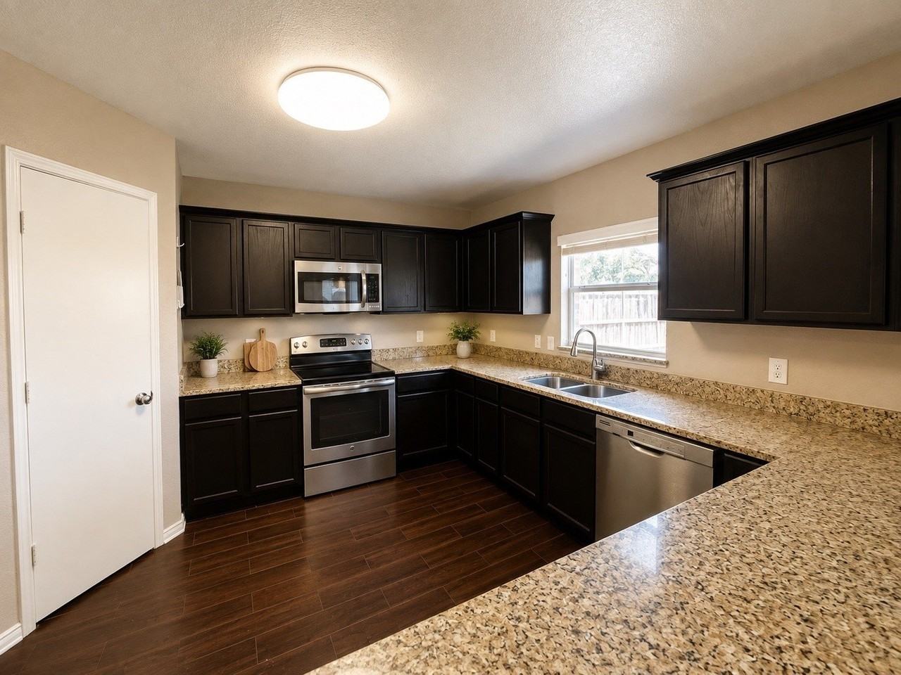 2453 Breanna Way - Photo 2 of 4