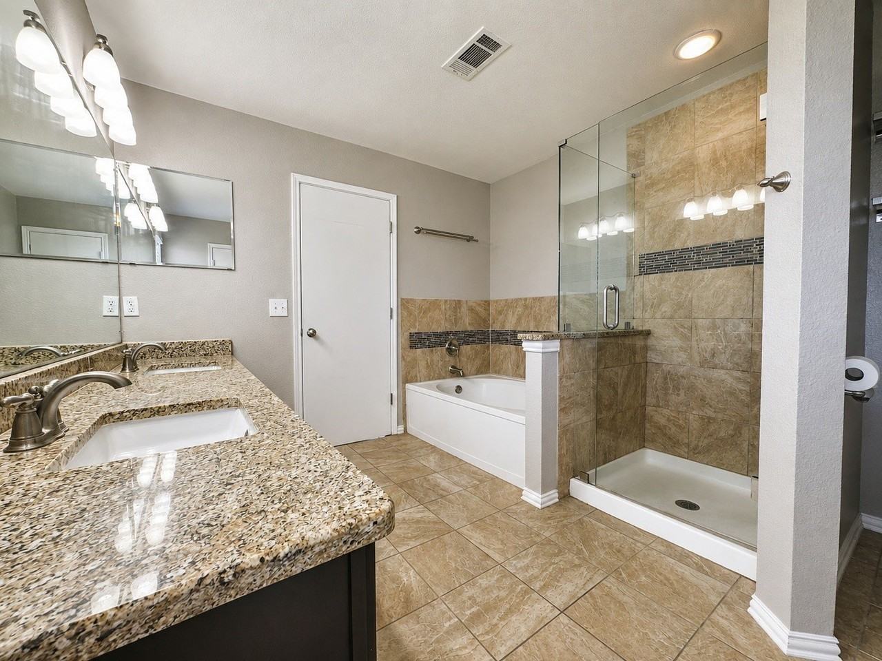 2453 Breanna Way - Photo 4 of 4