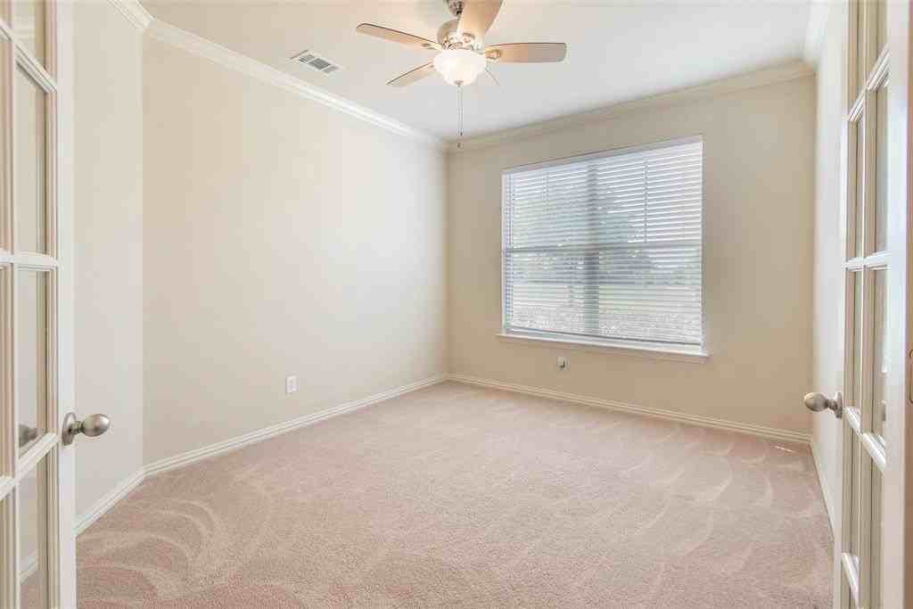 8008 Choctaw Ln - Photo 7 of 19