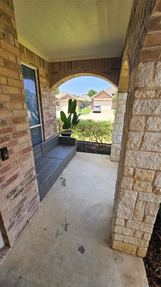 3049 Trinity Lakes Dr - Photo 4 of 36