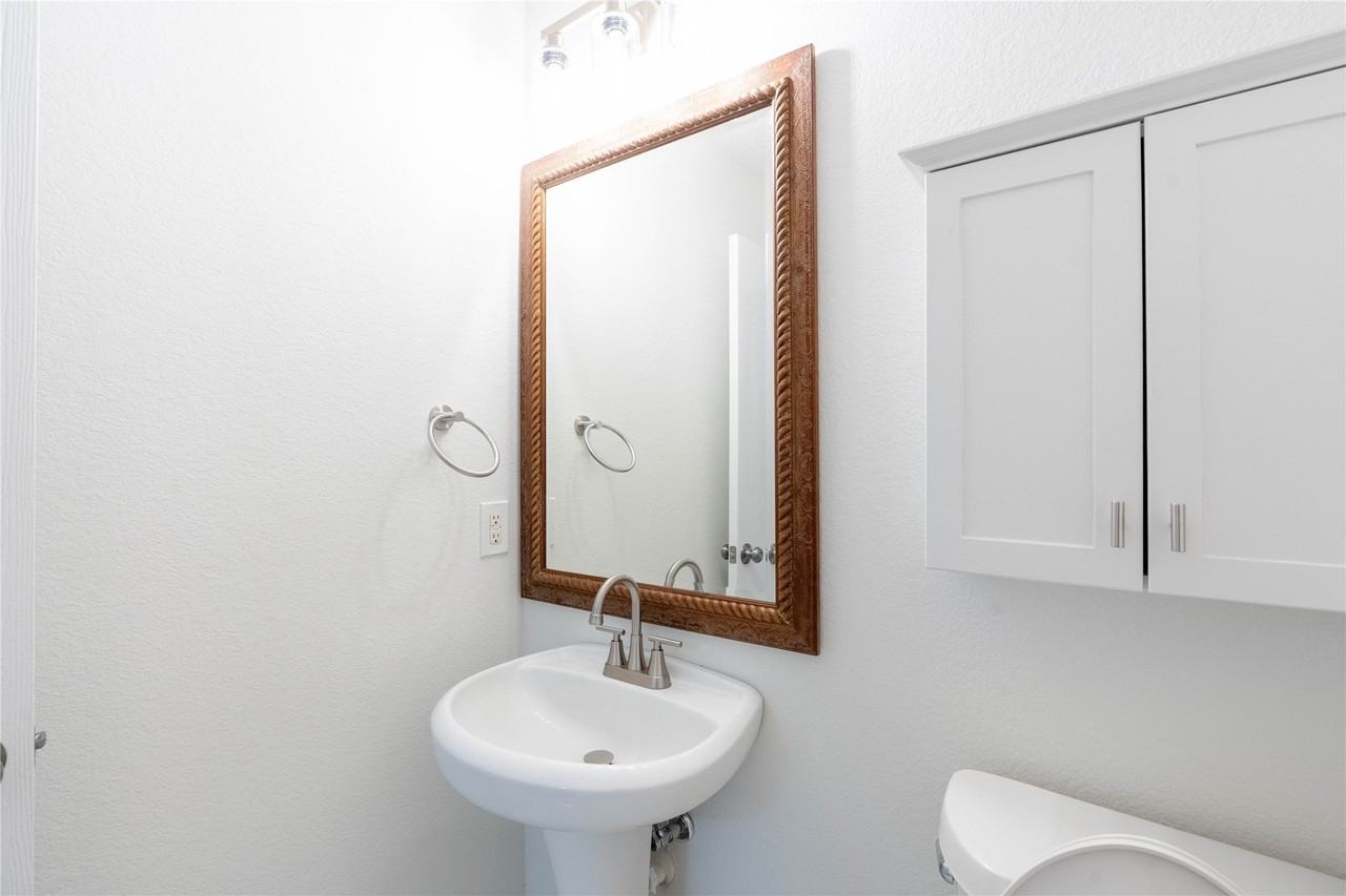 2304 Glenhaven Dr - Photo 6 of 27