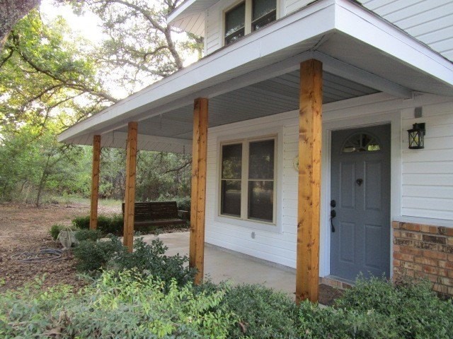 1311 Overlook Dr - Photo 2 of 28