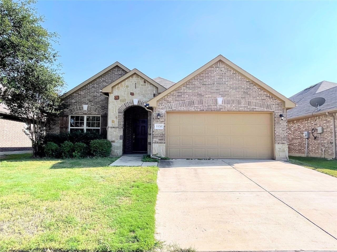13241 Larks View Pt - Photo 4 of 38