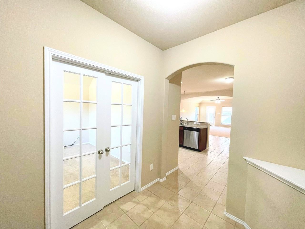 13241 Larks View Pt - Photo 5 of 38