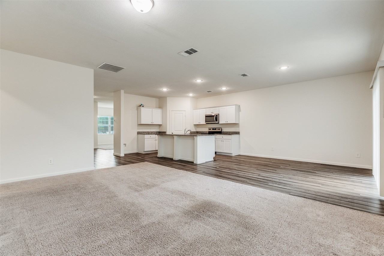 2621 Sagebrush Dr - Photo 6 of 25