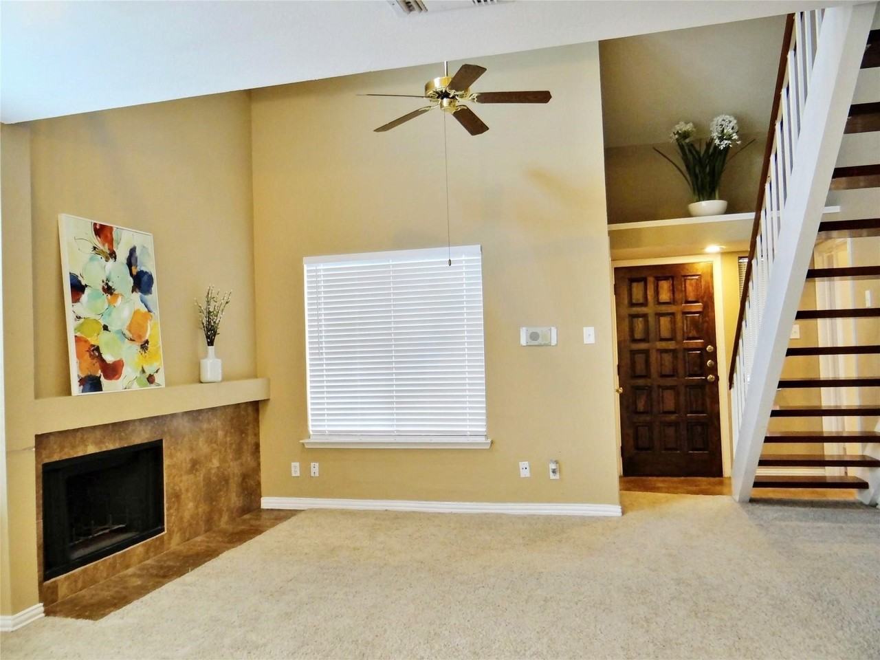 517 Ranch Trl #127 - Photo 4 of 24