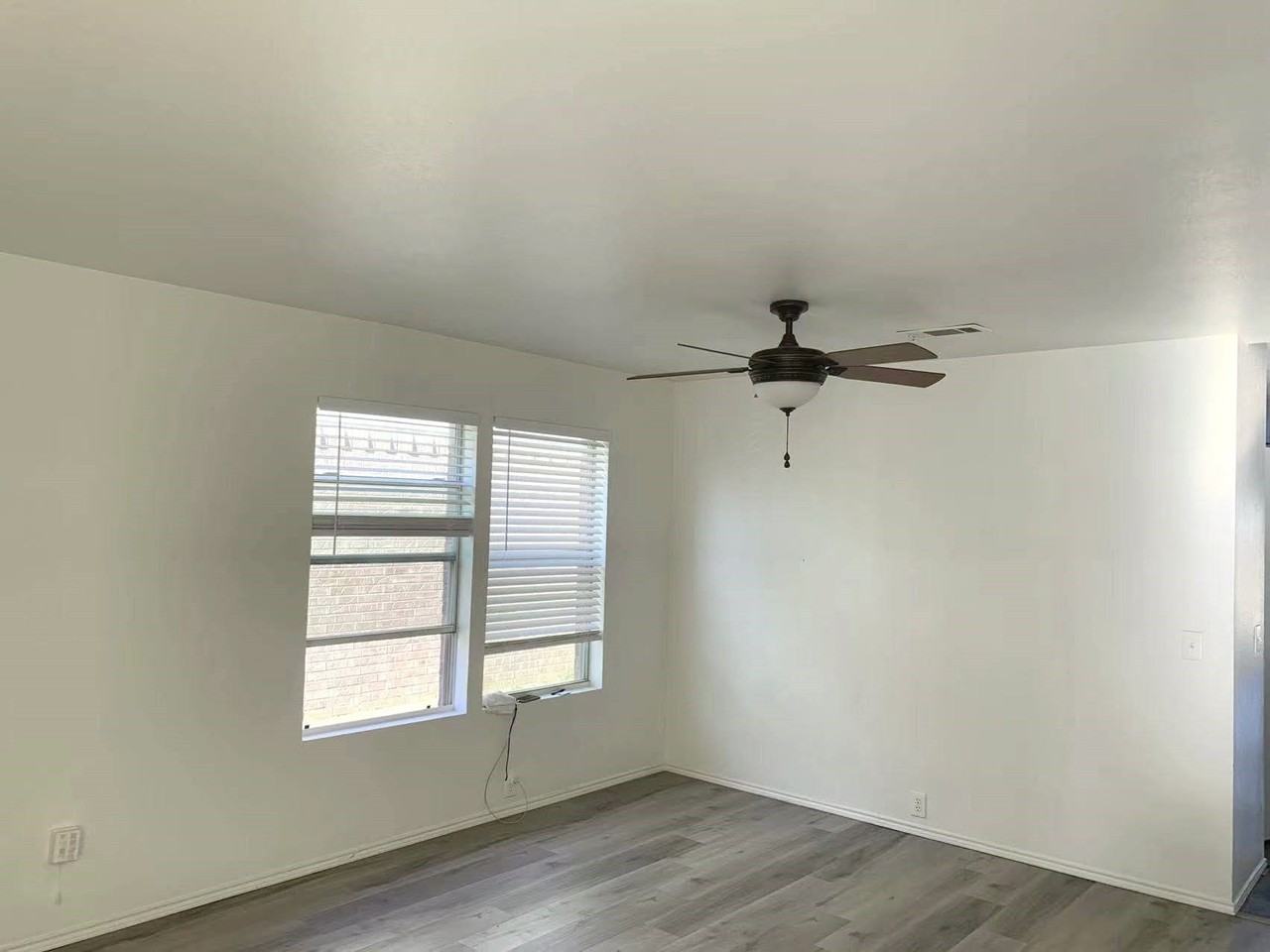 709 Cactus Trl - Photo 7 of 20