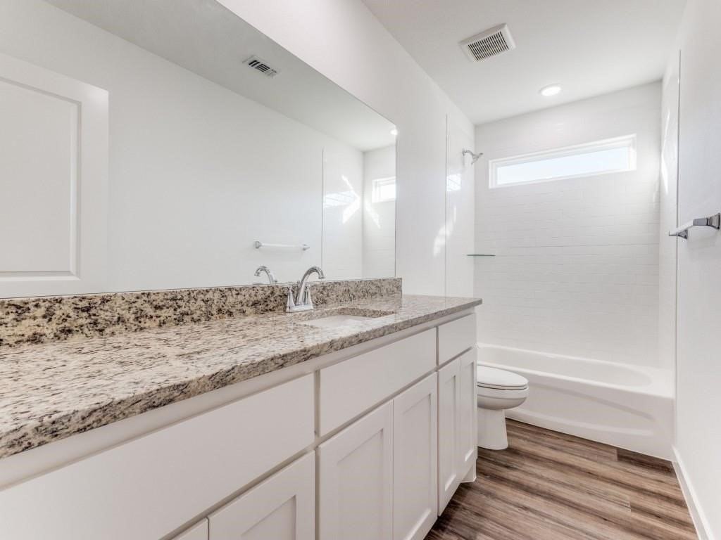 1017 Ray Dr - Photo 7 of 12