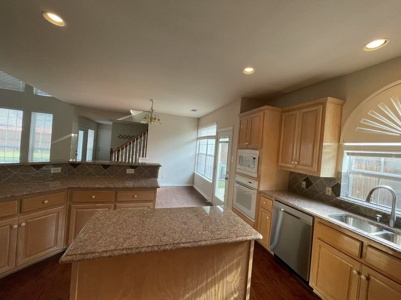 3508 Grand Mesa Dr - Photo 6 of 19