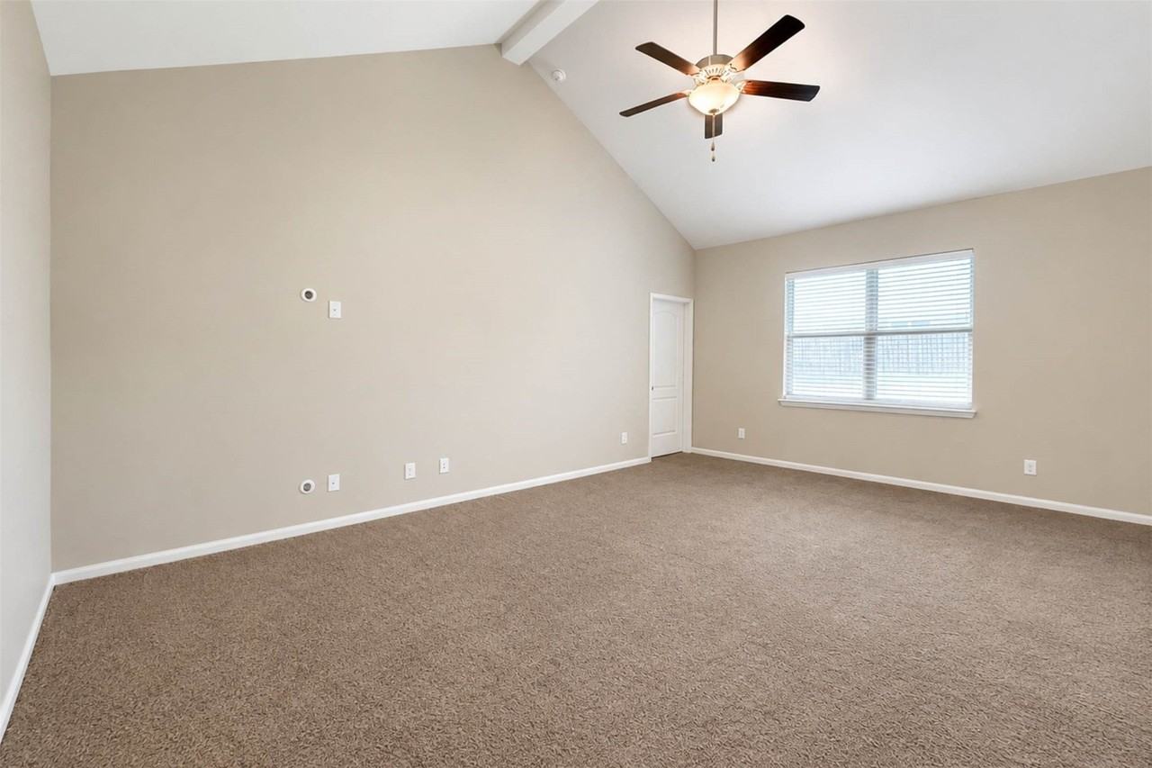 1602 Kim Loan Dr - Photo 2 of 14